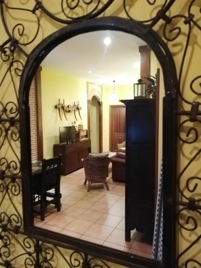 La Casa Madrona Apartment Villacastin Exterior photo